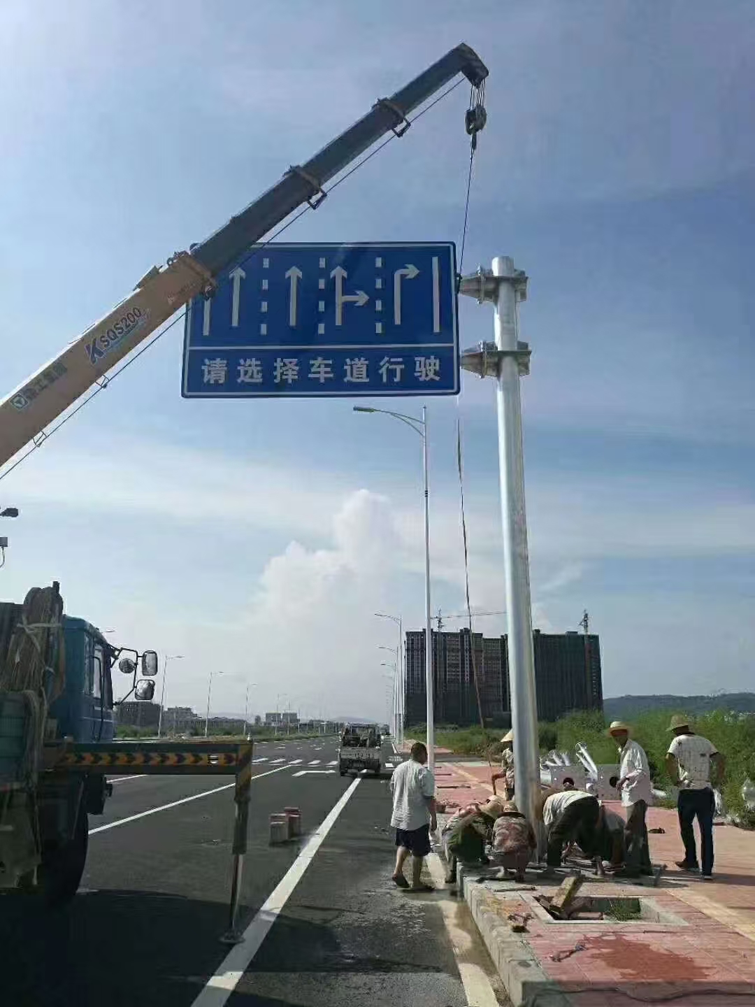 绥化市红绿灯杆八角杆 - 厂家
